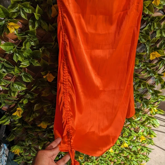 SHEIN SXY Satin Medium Size dress orange color, Criss-Cross‎ Adjust. Straps - Picture 4 of 16